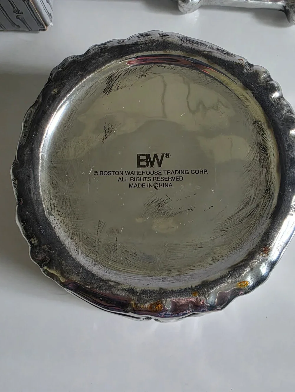 The Bone Collector Dip Bowl & Spreader - Silver and Cream